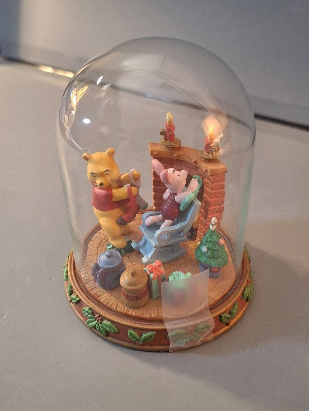 Disney Winnie the Pooh and Friends Bell Jar Glass Dome Vintage